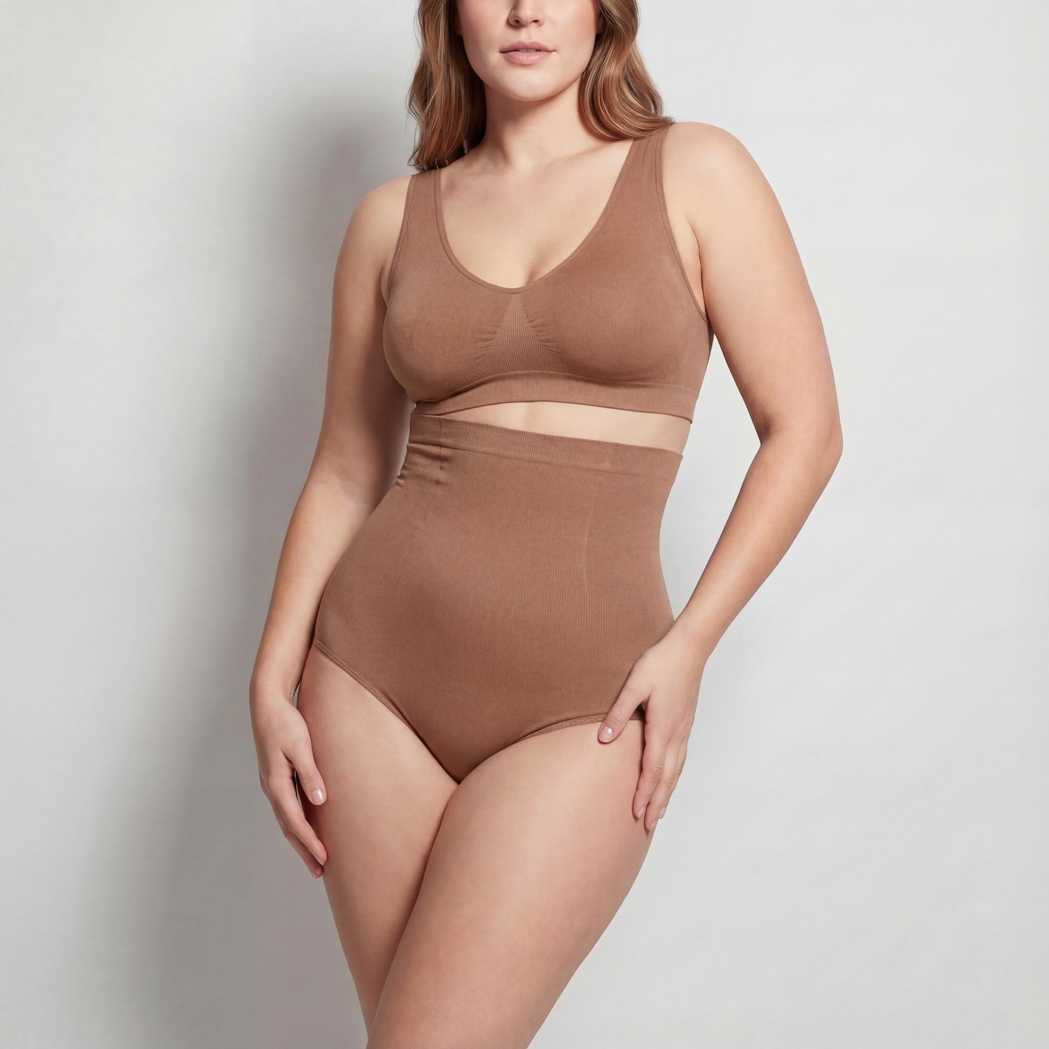 Riche | Pantalon Sculptant Taille Haute en Nylon pour Femme