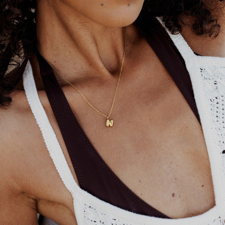 Collier Initiale Plaqué Or pour Femme – Pendentif Lettre Bubble
